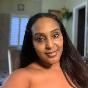 Black Woman Allison, 42 from Saint Paul is looking for black man