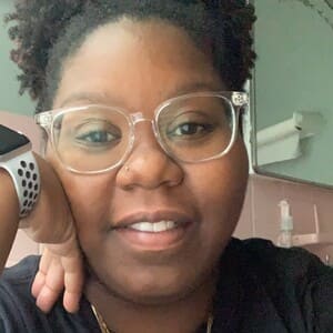 Black Woman macy, 30 from Aurora is looking for relationship
