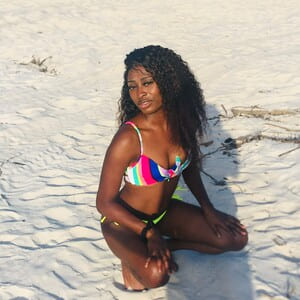 Black Woman Valerie, 25 from Mesa is looking for relationship