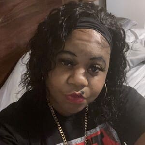 Black Woman elliot, 32 from Wichita is looking for black man