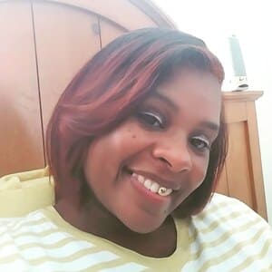 Black Woman Zoy, 48 from Greensboro is looking for relationship