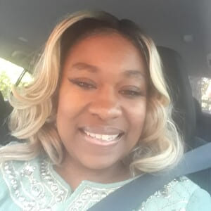 Black Woman Wendy , 35 from Lexington is looking for relationship
