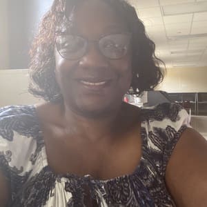 Black Woman Shanon, 60 from Sacramento is looking for relationship