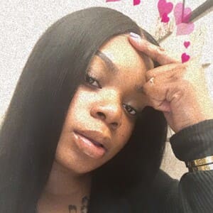 Black Woman raven, 28 from Los Angeles is looking for relationship