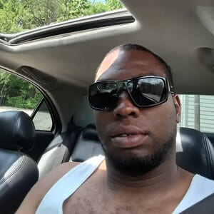 Black Man Justin, 38 from Charlotte is looking for relationship
