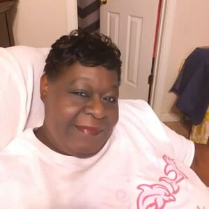 Black Woman Mary, 64 from Denver is looking for relationship