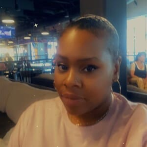 Black Woman Tara, 31 from Philadelphia is looking for relationship