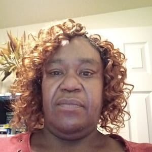 Black Woman Gina, 54 from Austin is looking for relationship