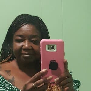 Black Woman Julie, 56 from Sacramento is looking for relationship