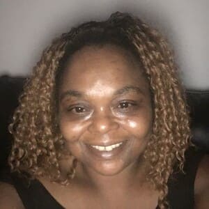Black Woman Lyndi, 46 from Cincinnati is looking for relationship
