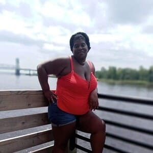 Black Woman Christina, 31 from Chicago is looking for relationship