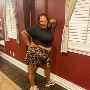 Black Woman Luna, 40 from Louisville is looking for relationship