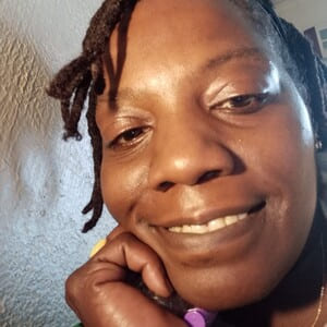 Black Woman lily, 44 from Santa Ana is looking for relationship
